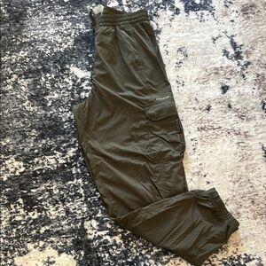 Lululemon women’s joggers